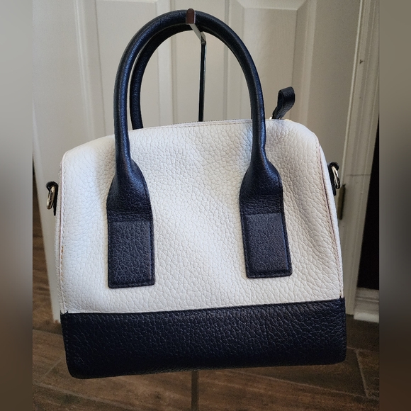 Kate Spade Southport Avenue Satchel - Picture 3 of 13